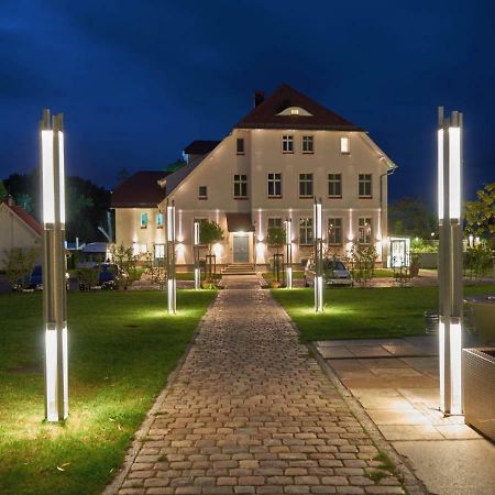 Hotel Und Restaurant Am Peenetal Liepen  Esterno foto