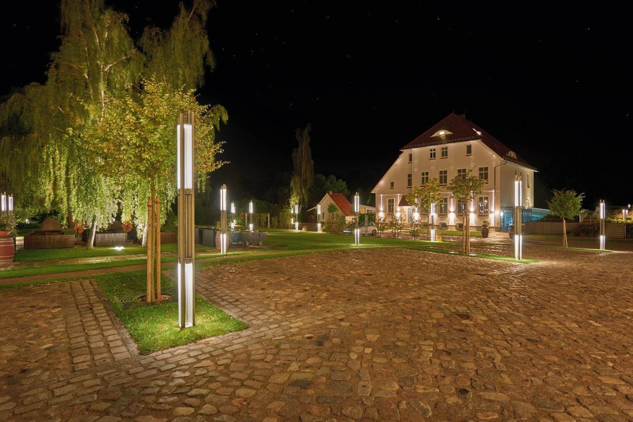 Hotel Und Restaurant Am Peenetal Liepen  Esterno foto
